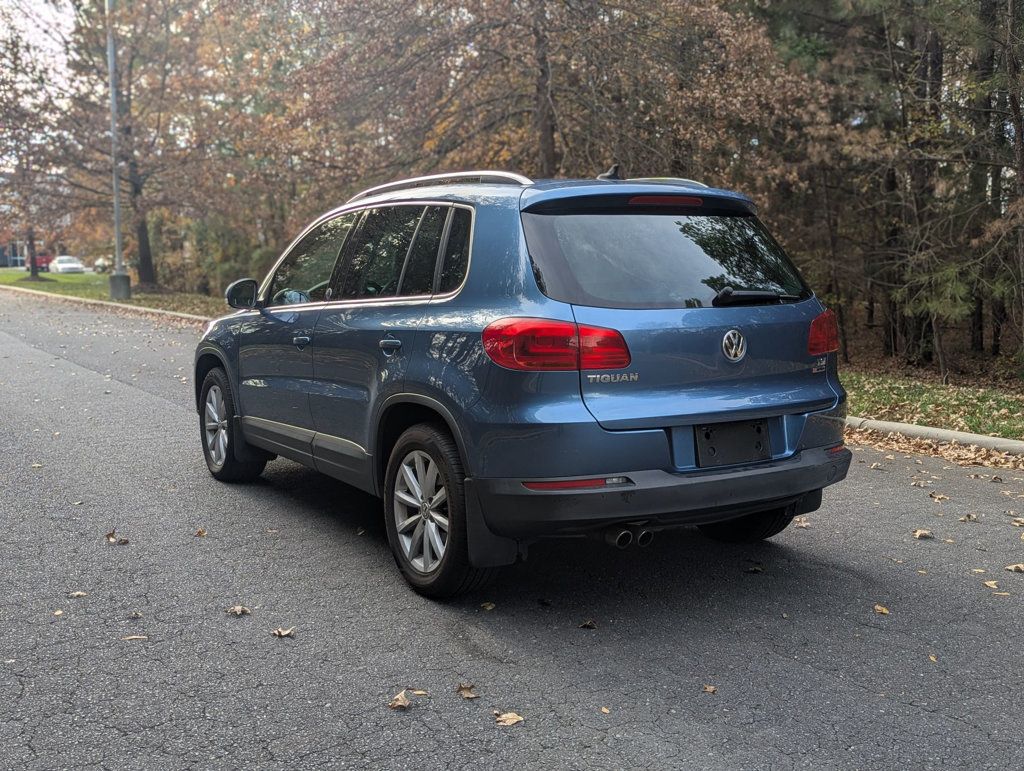 2017 Volkswagen Tiguan Wolfsburg Edition photo 4
