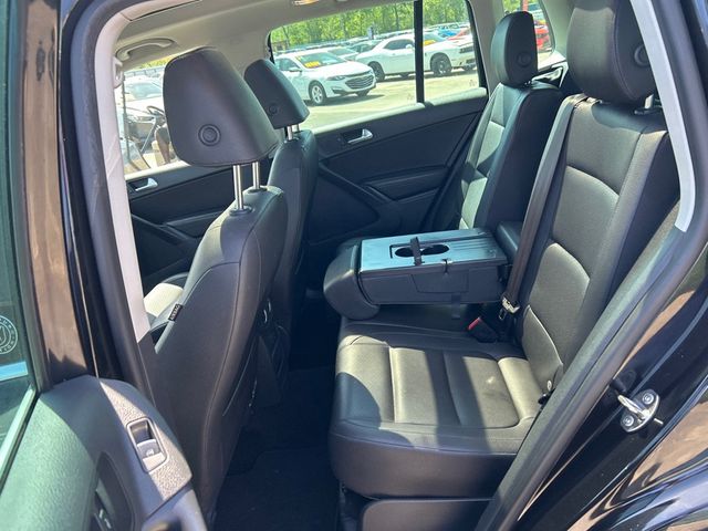 2017 Volkswagen Tiguan 2.0T Wolfsburg Edition FWD - 22992664 - 6