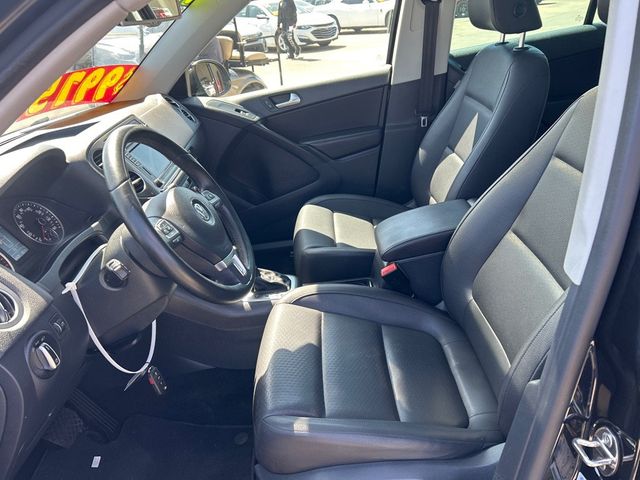 2017 Volkswagen Tiguan 2.0T Wolfsburg Edition FWD - 22992664 - 7