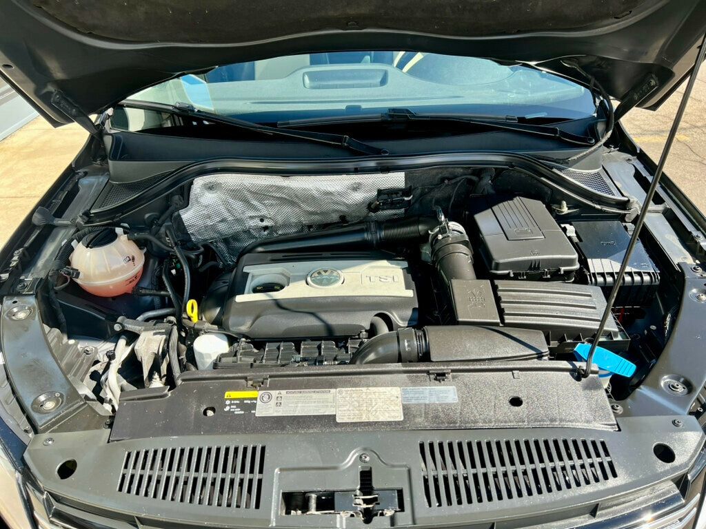 2017 Volkswagen Tiguan 2.0T Wolfsburg Edition FWD - 22997814 - 9