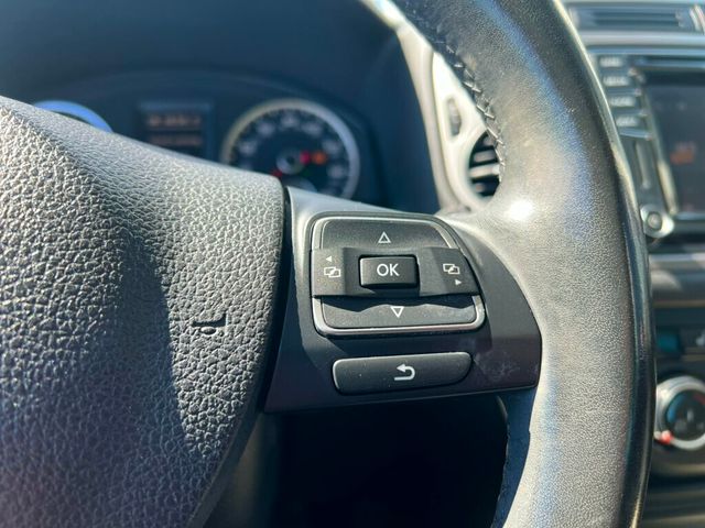 2017 Volkswagen Tiguan 2.0T Wolfsburg Edition FWD - 22997814 - 18