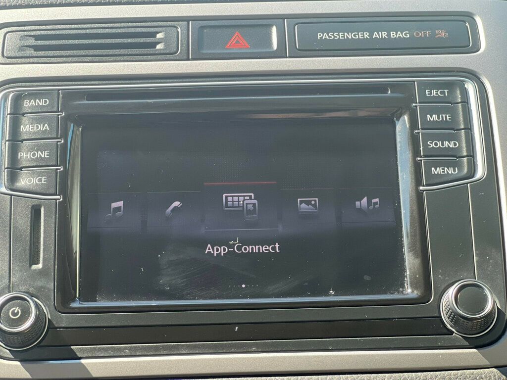 2017 Volkswagen Tiguan 2.0T Wolfsburg Edition FWD - 22997814 - 22