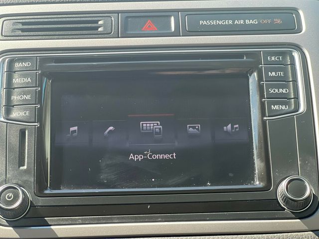 2017 Volkswagen Tiguan 2.0T Wolfsburg Edition FWD - 22997814 - 22