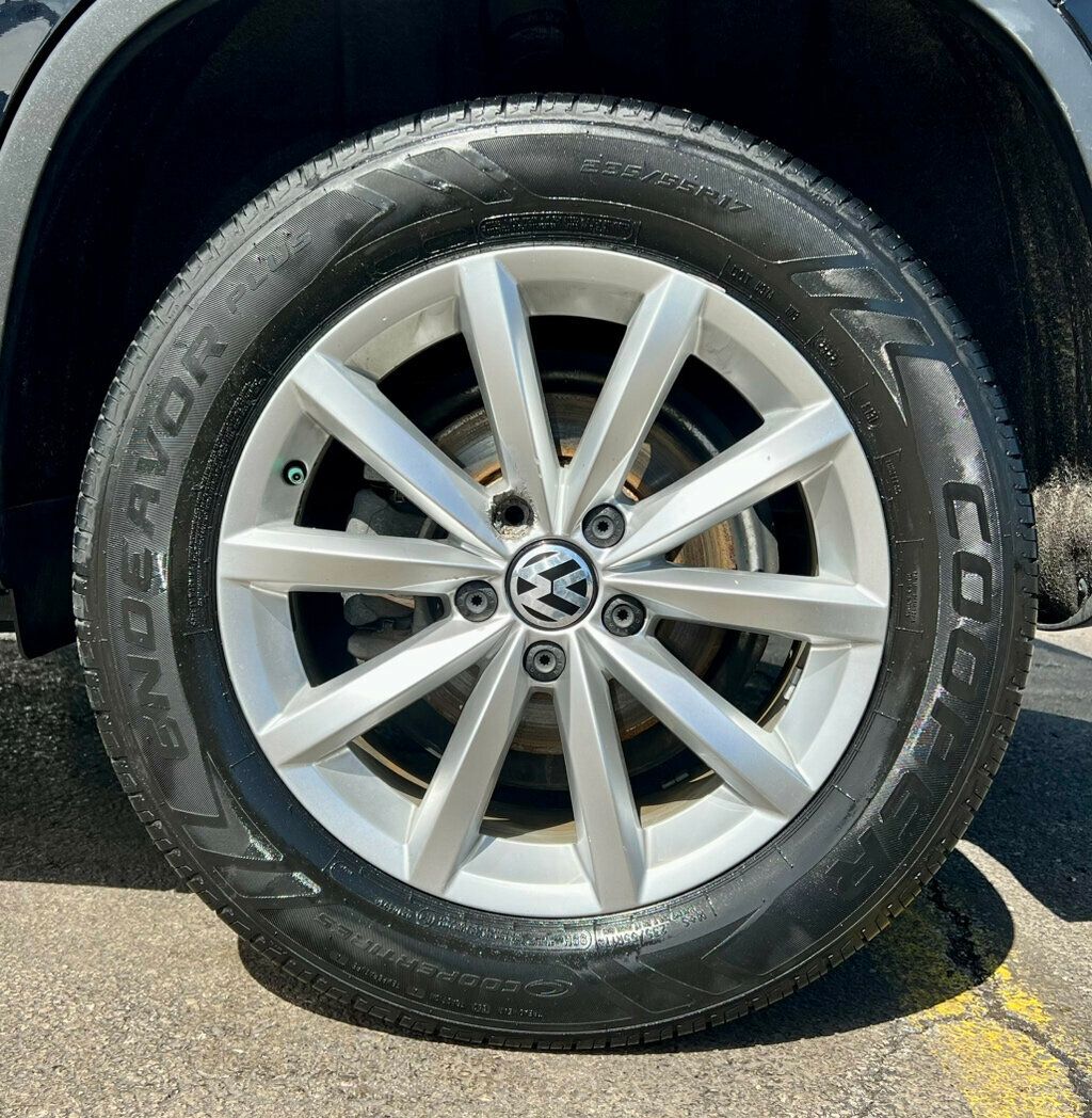 2017 Volkswagen Tiguan 2.0T Wolfsburg Edition FWD - 22997814 - 29