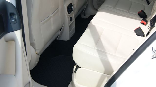 2017 Volkswagen Tiguan 3 MONTH WARRANTY , JUST SERVICED , VERY CLEAN INSIDE AND OUT  - 23066984 - 67