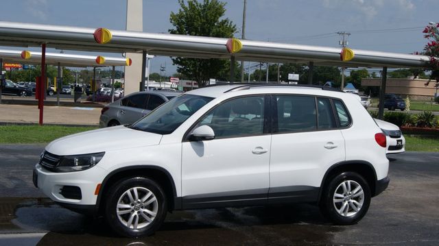 2017 Volkswagen Tiguan 3 MONTH WARRANTY , JUST SERVICED , VERY CLEAN INSIDE AND OUT  - 23066984 - 7