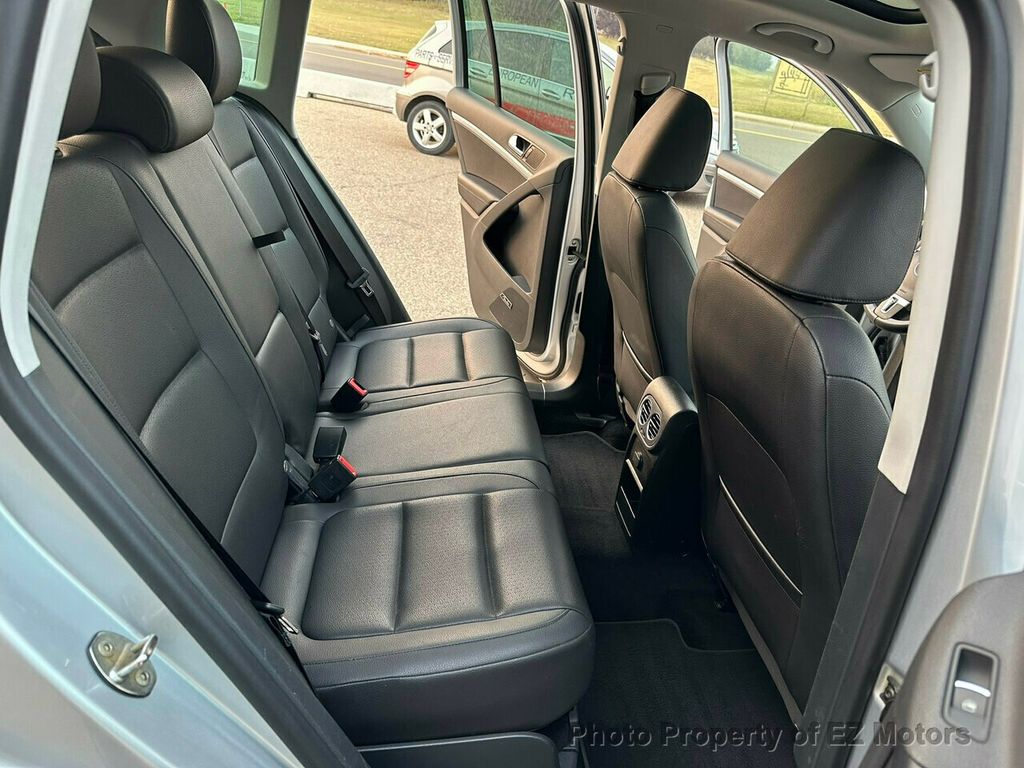 2017 Volkswagen Tiguan Comfortline AWD--ONE OWNER--64519 KMS! CERTIFIED! - 22117360 - 22