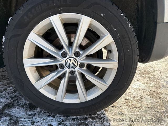 2017 Volkswagen Tiguan Limited S - 22969640 - 12