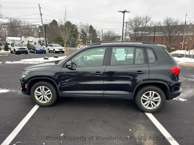 2017 Volkswagen Tiguan S 4 Motion - 22957655 - 1