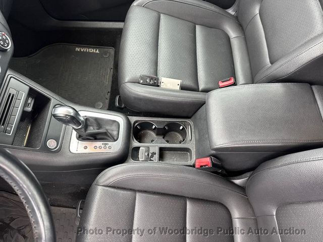 2017 Volkswagen Tiguan S 4 Motion - 22957655 - 6