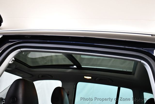 2017 Volkswagen Tiguan SPORT - 22381527 - 11