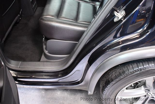 2017 Volkswagen Tiguan SPORT - 22381527 - 13