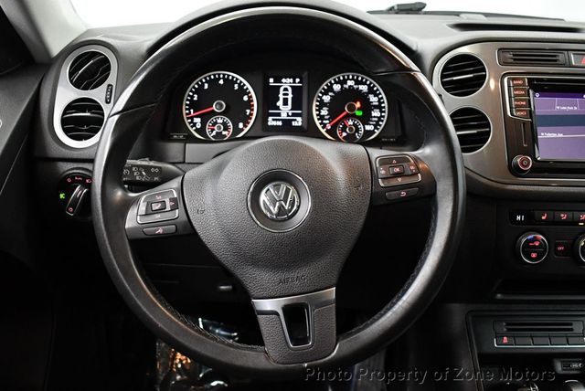 2017 Volkswagen Tiguan SPORT - 22381527 - 25