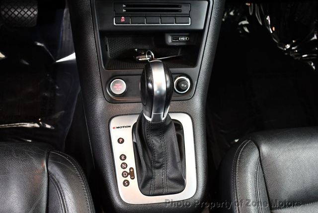 2017 Volkswagen Tiguan SPORT - 22381527 - 30