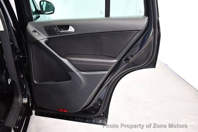 2017 Volkswagen Tiguan SPORT - 22381527 - 45