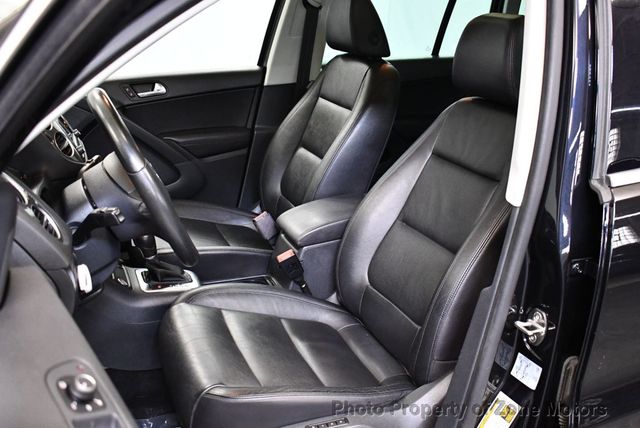 2017 Volkswagen Tiguan SPORT - 22381527 - 6