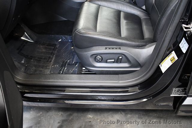 2017 Volkswagen Tiguan SPORT - 22381527 - 7