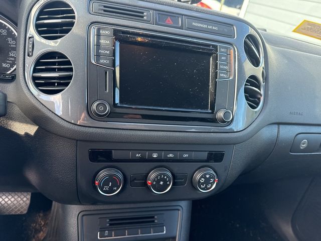 2017 Volkswagen Tiguan Limited 2.0T - 22952196 - 11