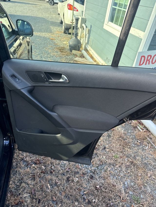 2017 Volkswagen Tiguan Limited 2.0T - 22952196 - 15