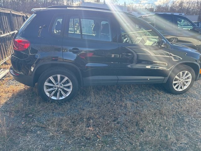 2017 Volkswagen Tiguan Limited 2.0T - 22952196 - 6