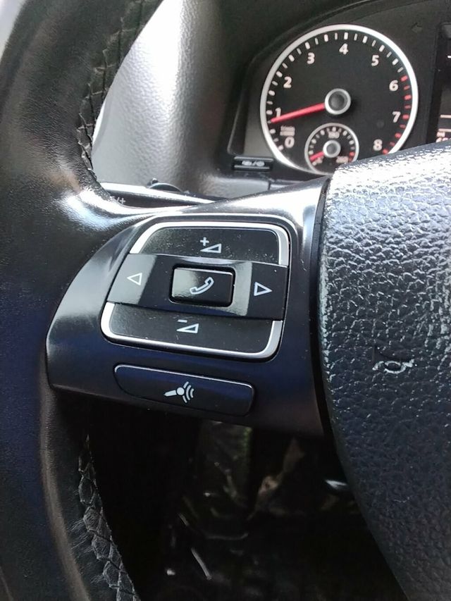 2017 Volkswagen Tiguan Limited 2.0T FWD - 22975977 - 12