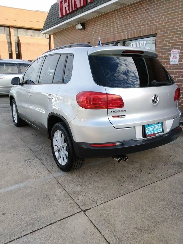 2017 Volkswagen Tiguan Limited 2.0T FWD - 22975977 - 1