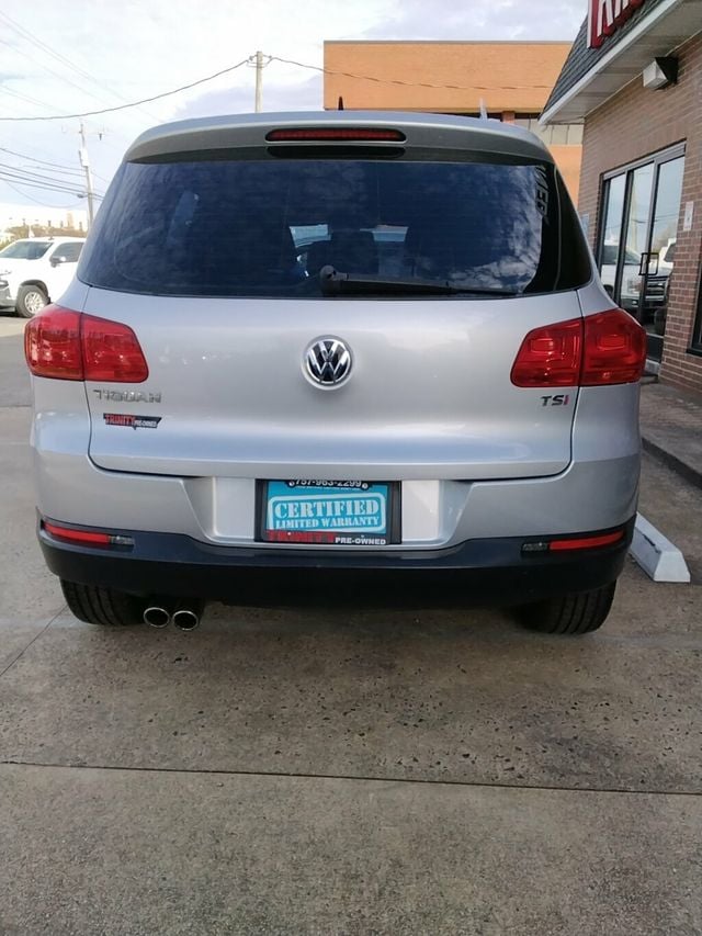 2017 Volkswagen Tiguan Limited 2.0T FWD - 22975977 - 2