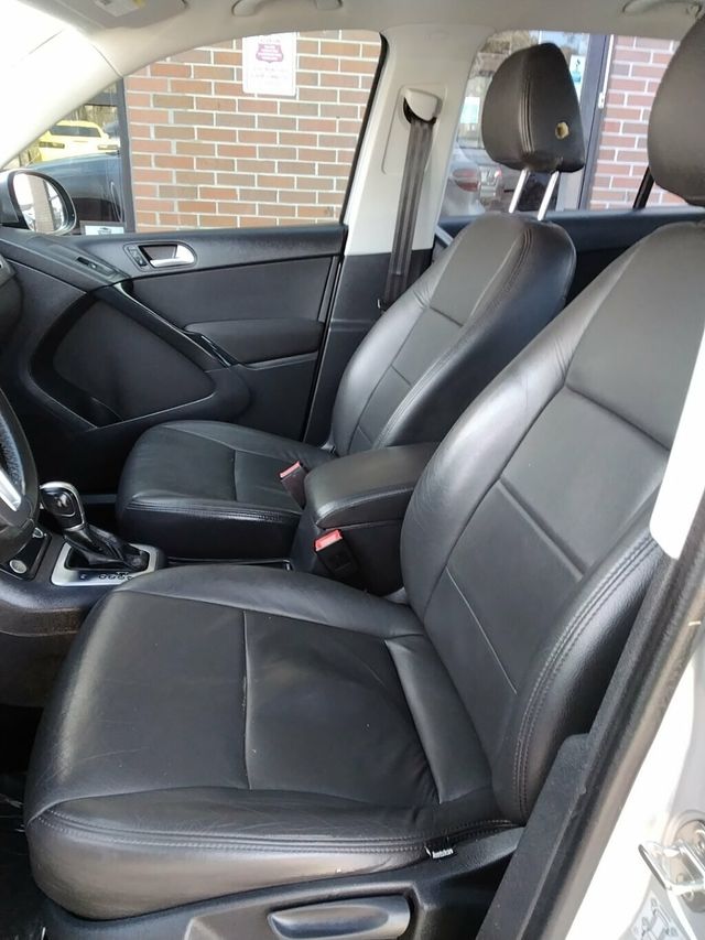 2017 Volkswagen Tiguan Limited 2.0T FWD - 22975977 - 6