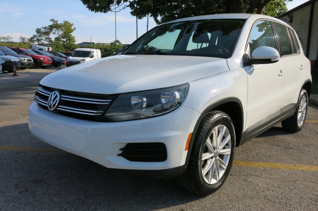 2017 Volkswagen Tiguan Limited S photo 2