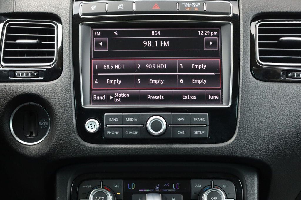 Volkswagen Touareg photo 34