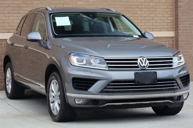 2017 Volkswagen Touareg Sport w/Technology - 23062698 - 5