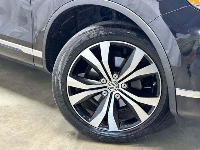 2017 Volkswagen Touareg V6 Wolfsburg Edition - 23055399 - 15