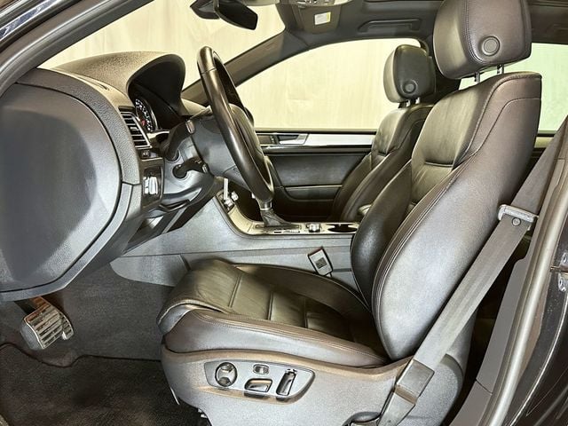 2017 Volkswagen Touareg V6 Wolfsburg Edition - 23055399 - 19