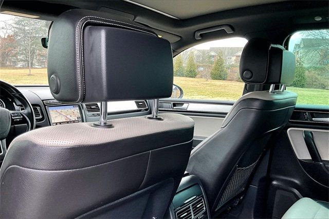 2017 Volkswagen Touareg V6 Wolfsburg Edition - 22970131 - 17