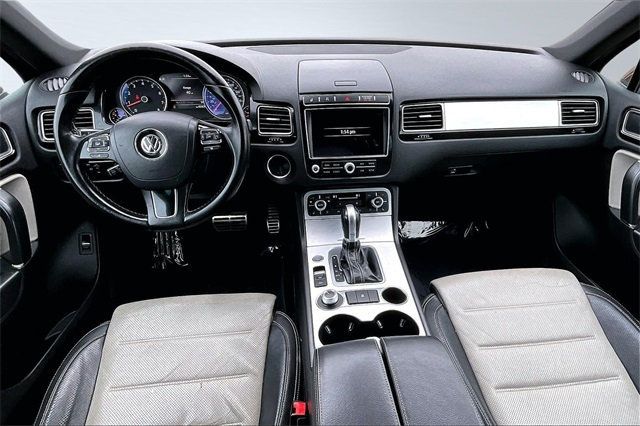 2017 Volkswagen Touareg V6 Wolfsburg Edition - 22970131 - 18