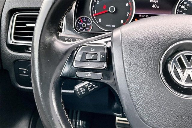 2017 Volkswagen Touareg V6 Wolfsburg Edition - 22970131 - 20