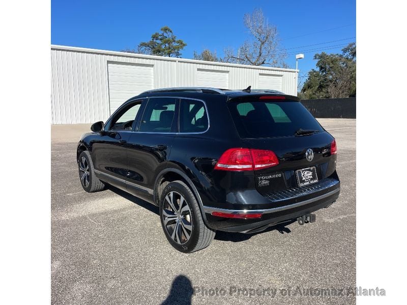 2017 Volkswagen Touareg Wolfsburg Edition - 22734215 - 17