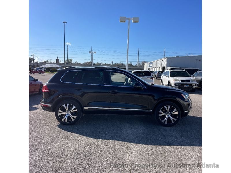 2017 Volkswagen Touareg Wolfsburg Edition - 22734215 - 19