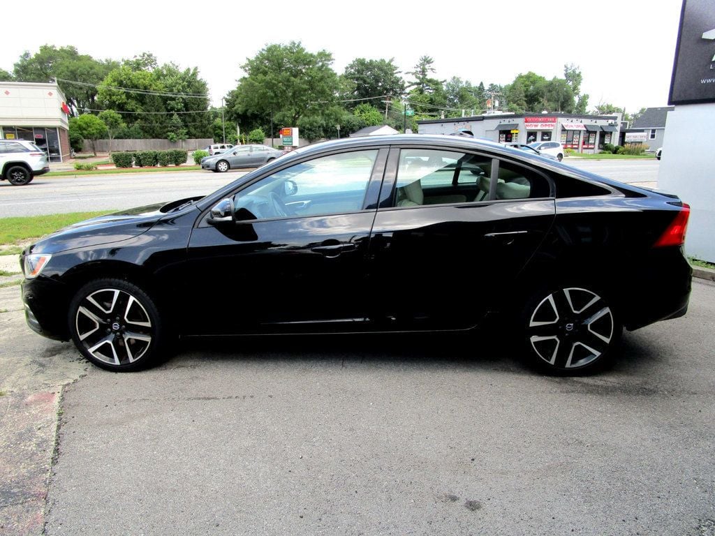 2017 Volvo S60 T5 AWD Dynamic - 23062135 - 9