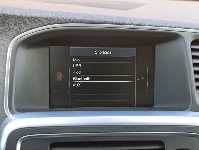 2017 Volvo S60 T5 AWD Inscription Platinum - 22979389 - 16