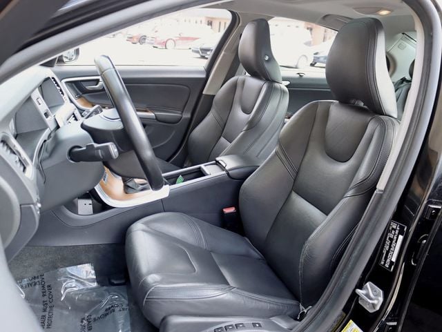 2017 Volvo S60 T5 AWD Inscription Platinum - 22979389 - 22