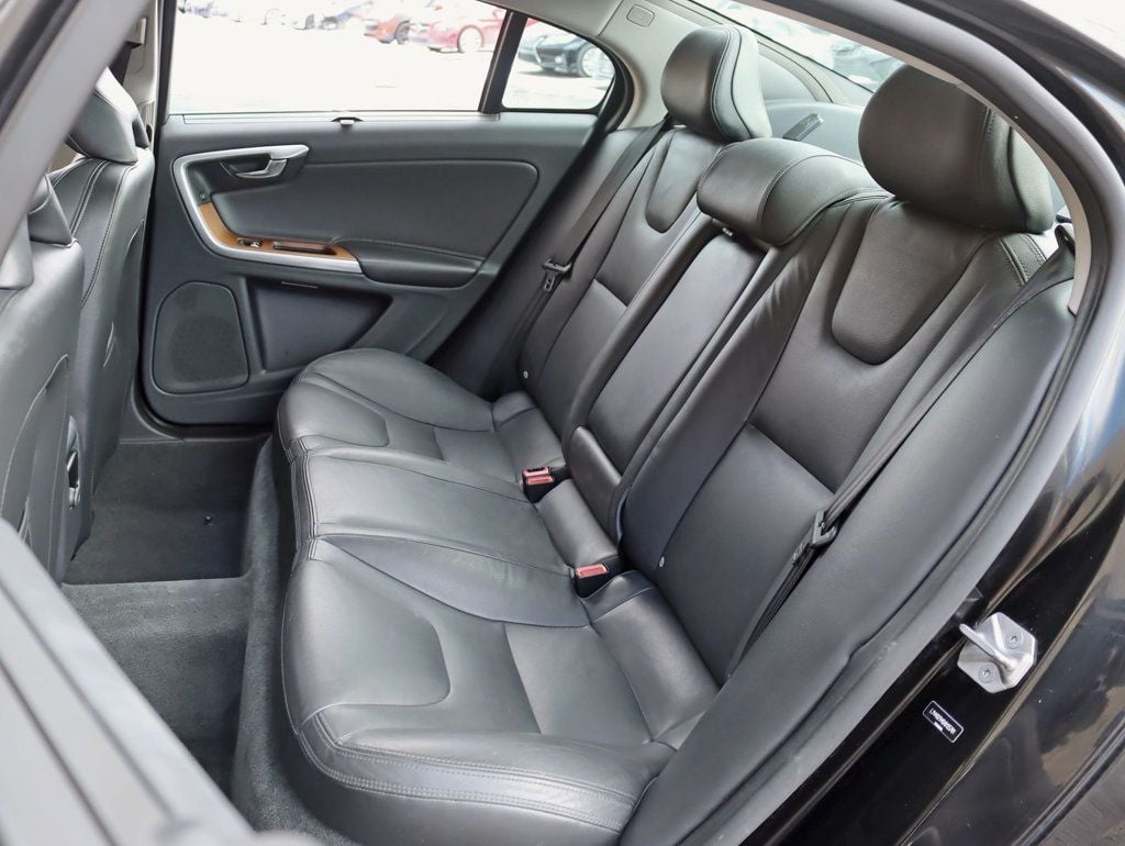 2017 Volvo S60 T5 AWD Inscription Platinum - 22979389 - 24