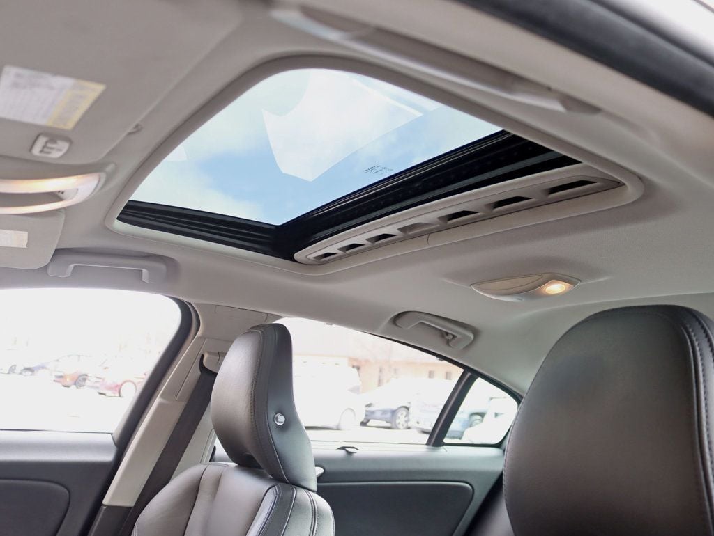 2017 Volvo S60 T5 AWD Inscription Platinum - 22979389 - 26