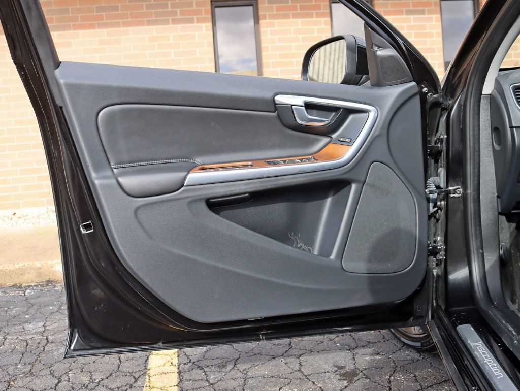 2017 Volvo S60 T5 AWD Inscription Platinum - 22979389 - 29