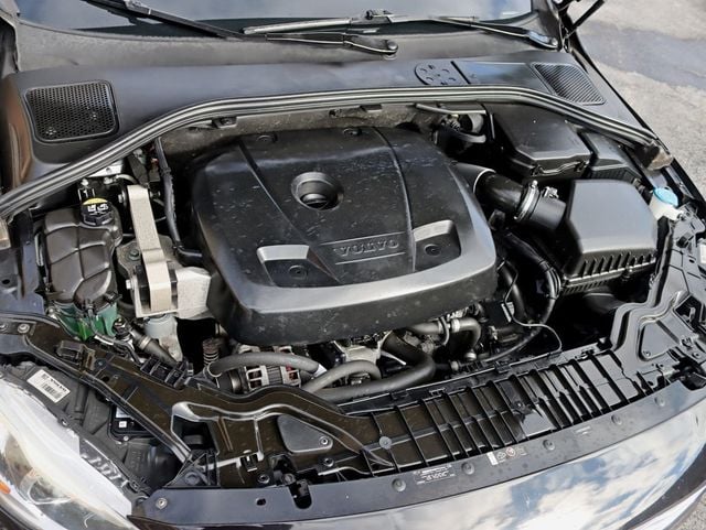 2017 Volvo S60 T5 AWD Inscription Platinum - 22979389 - 36