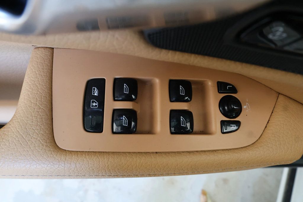 2017 Volvo S90 T5 FWD Momentum - 23015346 - 14