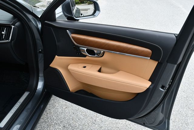 2017 Volvo S90 T6 AWD Inscription Sedan W/Vision, Climate &Convenience Packages - 23034725 - 20