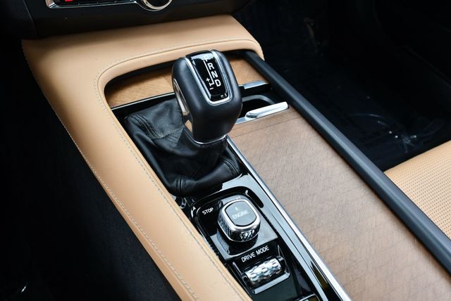 2017 Volvo S90 T6 AWD Inscription Sedan W/Vision, Climate &Convenience Packages - 23034725 - 58