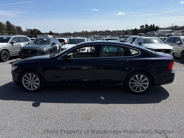 2017 Volvo S90 T6 AWD Momentum - 22999170 - 3