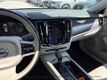 2017 Volvo S90 T6 AWD Momentum - 22999170 - 5